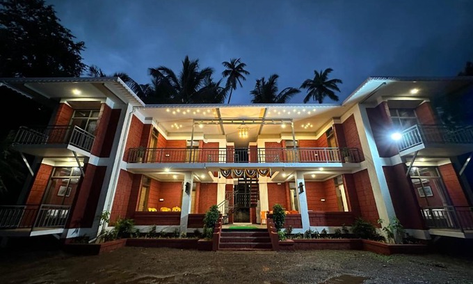Diveagar Hotel | The Oasis Resort