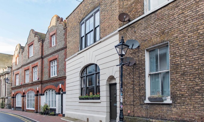 Margate Old Town House | The Old Bank House, Margate