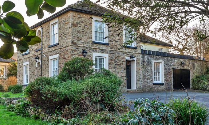 Gweek House | The Old Counting House by Interhome