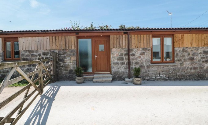 Banwell House | The Old Cow Shed