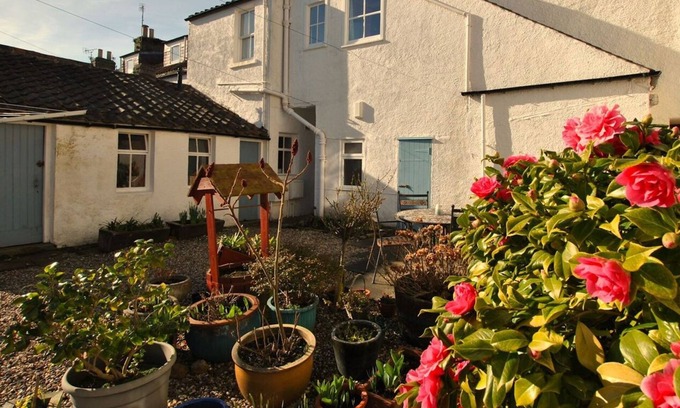 Crail Apartment | The Old Surgery, Crail- welcoming apartment