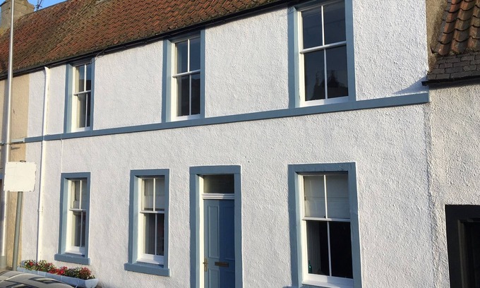 Crail Apartment | The Old Surgery - Two bedroom apartment in the picturesque village of Crail