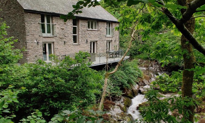 Kendal House | The Old Water Mill