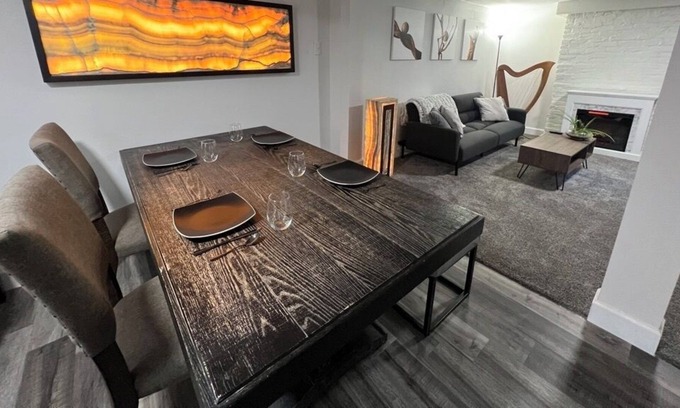 Greeley Apartment | The Onyx House - Full downstairs apartment!