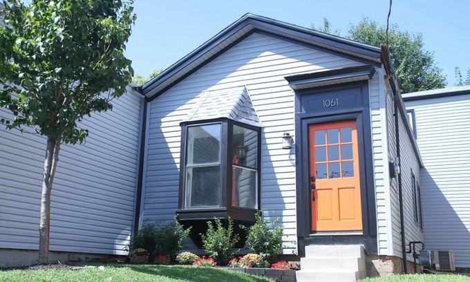 Germantown House | The Orange Door ~ Prime Germantown 4BR/2BA Luxury