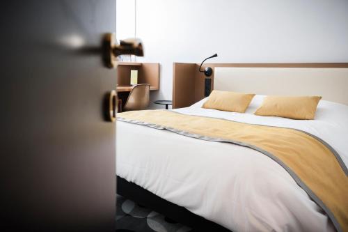 Seclin Hotel | The Originals Boutique, Hôtel Auberge du Forgeron, Lille Sud