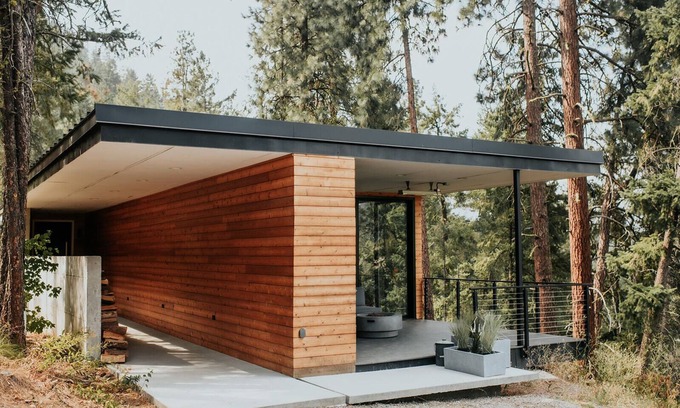 Leavenworth Cabin | The Overlook - Modern Leavenworth Cabin with beautiful views and close to town