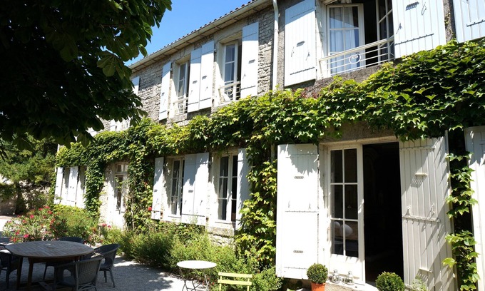 Aigrefeuille-d'Aunis House | The Pénardière - La Rochelle - 20 people