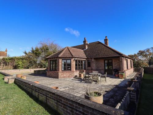East Barkwith House | The Paddock