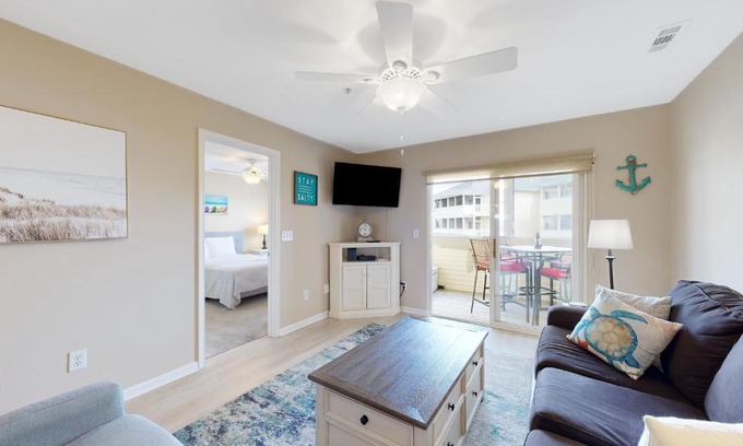 Rehoboth Beach Apartment | The Palms - 36507 Palm Dr, Unit #2204