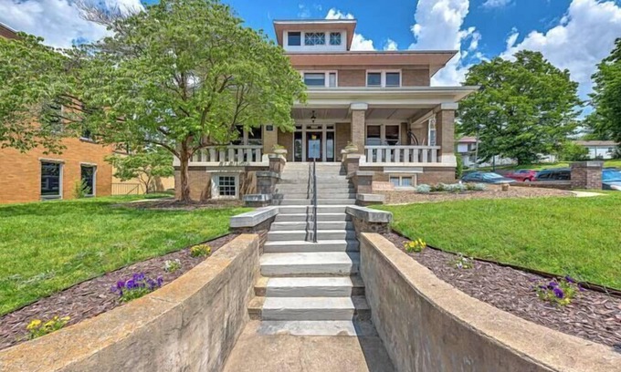 Siloam Springs Apartment | The Penthouse, #6 at The Connelly Harrington