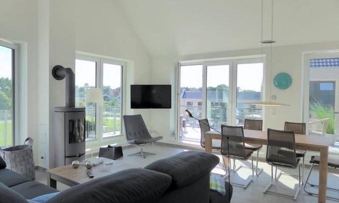 Dangast Apartment | The penthouse "Kiebitz" spoils you with a unique equipment!
