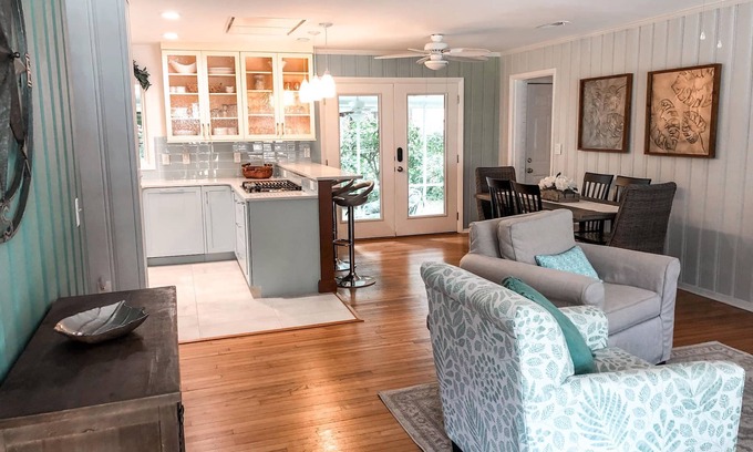 North Litchfield Beach House | The Perfect Beach Getaway! - Southern Comfort