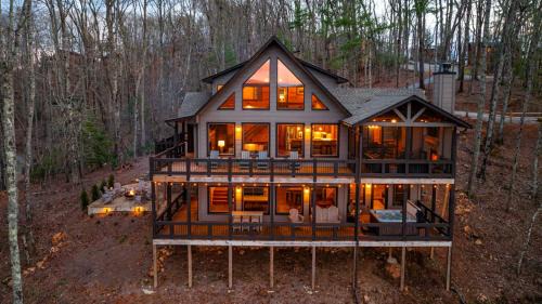 Cherry Log House | The Perfect Landing