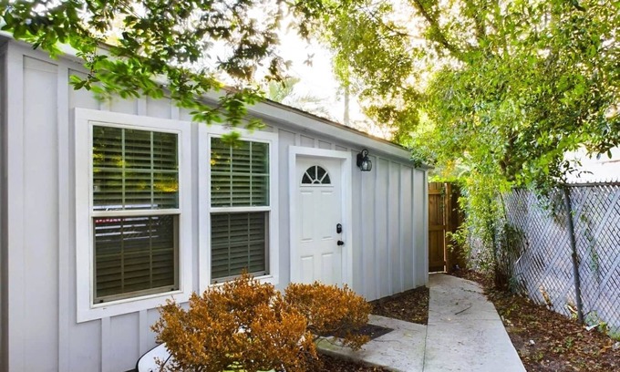Arlington Apartment | The Perfect One Night Stay