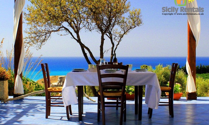 Ribera Villa | The perfect retreat for nature lovers with stunning views of the sea!