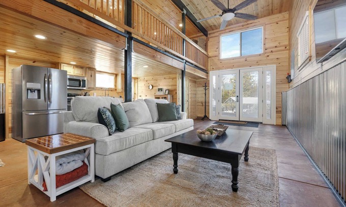 North Fork House | The Pine Loft Family-Friendly Nature Retreat