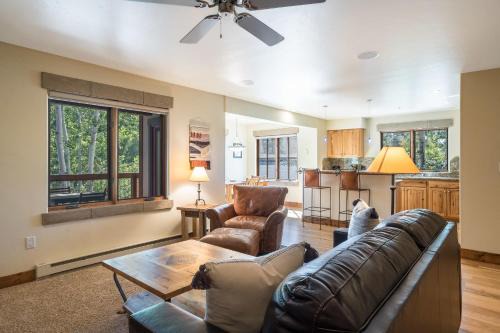 Steamboat Springs Apartment | The Pines 202 condo