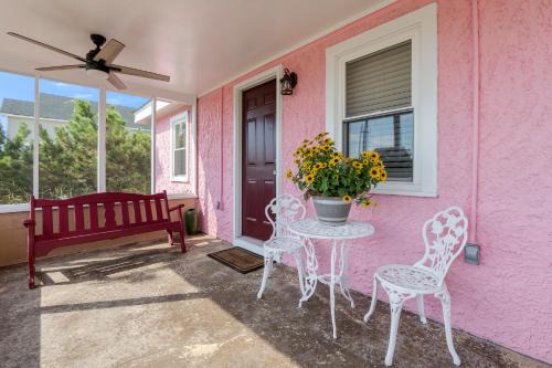 Colington House | The Pink House