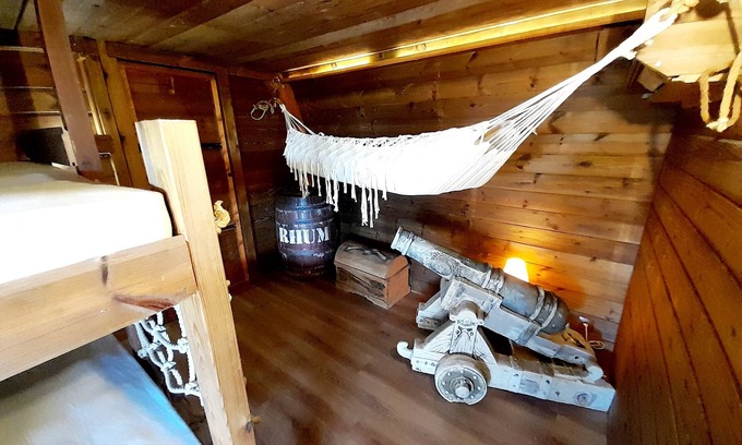Saint-Francois House | The Pirate Ship