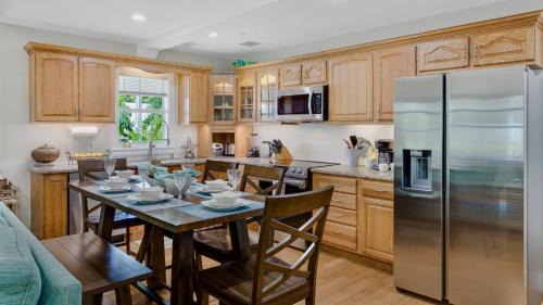 Old Town Apartment | The Pirates Penthouse by Last Key Realty