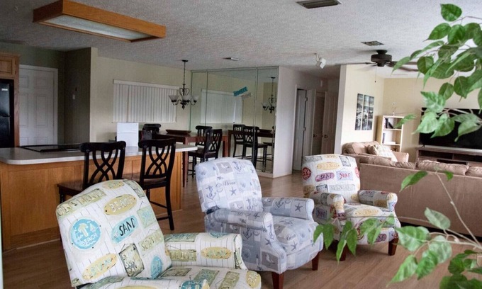 Pretty Bayou House | "The Plantation" Super Views, at The Hideaway