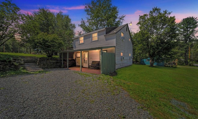 Liberty House | The Porch House - Lake Access!