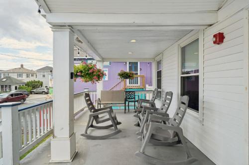 Hampton Apartment | The Porch Ocean Views Newly Renovated