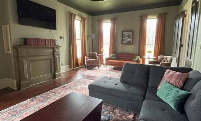 Lodi House | The Preacher's Retreat