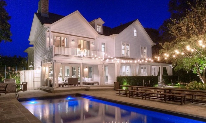 Southampton House | The Prospect Estate - Spacious Historic House minutes from SH Village