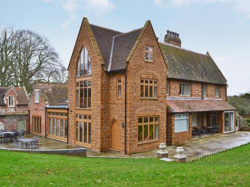 Hunstanton House | The Pump House