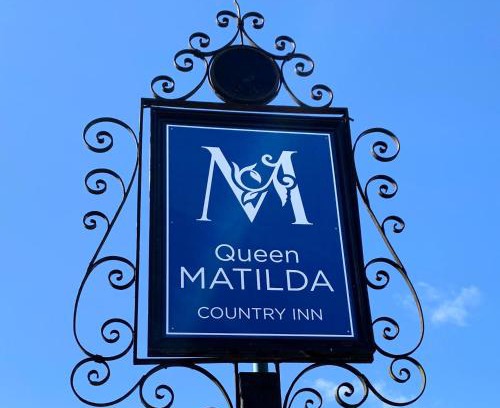 Avening Hotel | The Queen Matilda Country Rooms