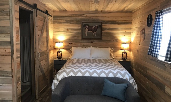 Coram Cabin | The Red Station by Glacier - Cabin #5 with AC and laundry