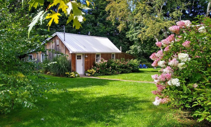 Cooperstown House | The Retreat. One mile to Coop, 5 miles to DP, close to Breweries!