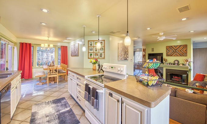 Waynesville Bed & Breakfast | The Rhododendron House is a spacious cottage in Waynesville, NC. It is ideal for families traveling with younger and older children and longer term stays. This open floor plan, 1000sq foot cottage is a stand alone building and has ample space to spre