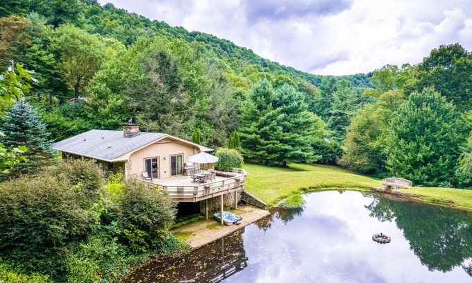 Waynesville House | The Rock House at Big Bear Estates