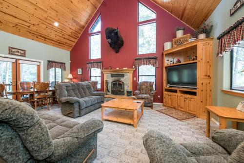 Granite Ridge House | The Rockin' Buffalo