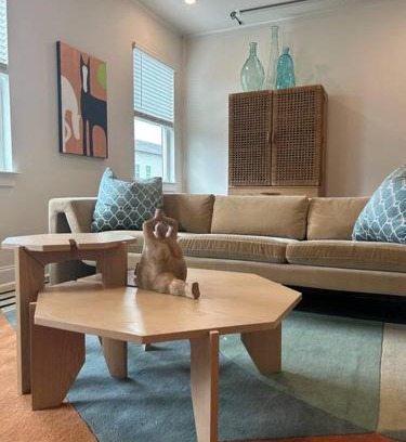 Pineville House | The Royal Haven