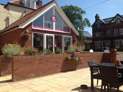 Mundesley Hotel | The Royal Hotel