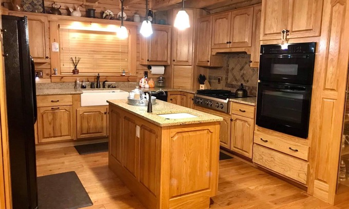 Spencer Cabin | The Rustic and Secluded Getaway: Enjoy star lit nights by the fire pit!