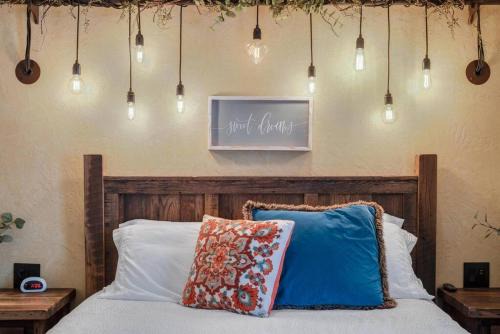Berlin Apartment | The Rustic Suite - Main Street Lodge in Berlin