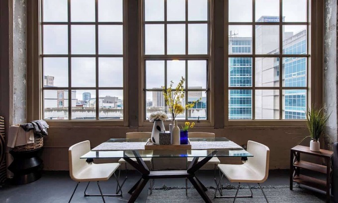 West Main Historic District Apartment | The Rye Summary: Keep