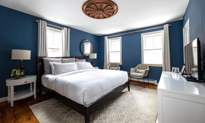 Portsmouth Hotel | The Sailmaker's House