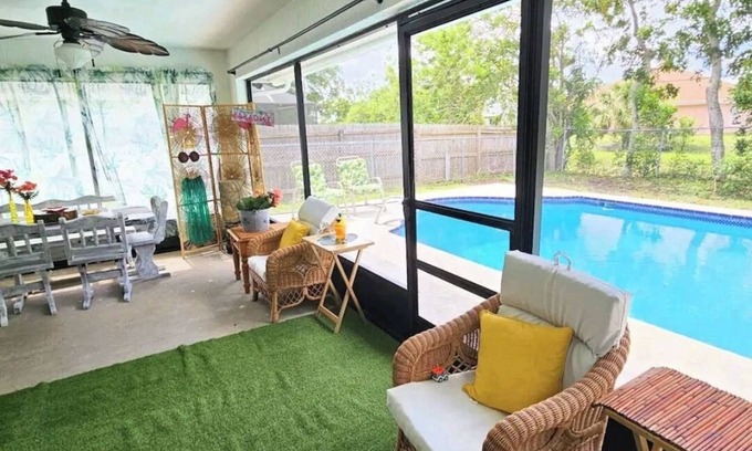 Port Malabar House | The Sanctuary Cove: Pool, Beach, Coastal, Tiki BAR vibes!