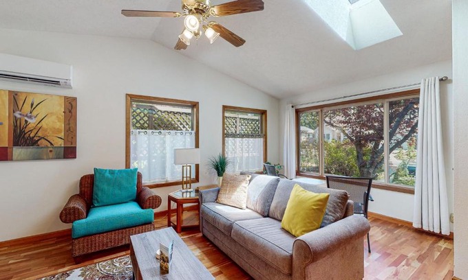 Waldport House | The Sand Dollar House