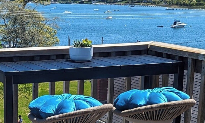 Onset Apartment | The SandDollar Suite - Private Deck with Gorgeous Views of Onset Beach