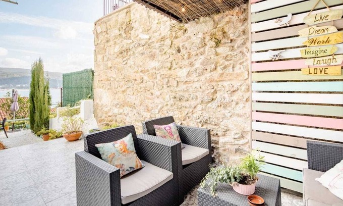 Corcubion House | The Sea in Lola. Sea views, terraces, garden, chill out and barbecue.