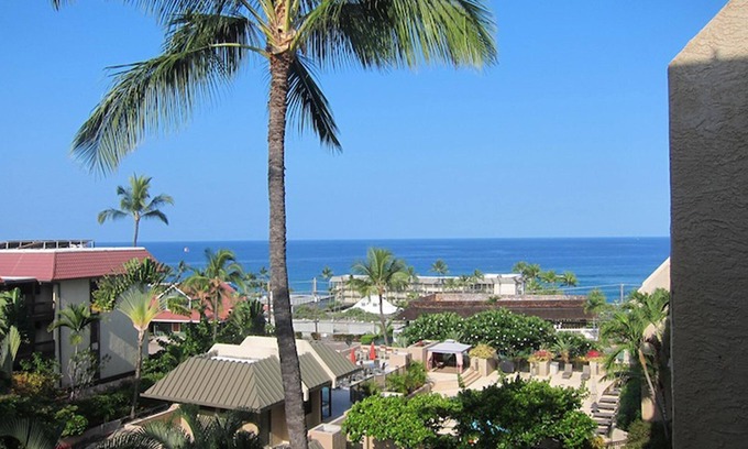 Historic Kailua Village Condo | The Seaview at Kona Pacific, 5th floor, Ocean view, 1 Bed/2 Bath