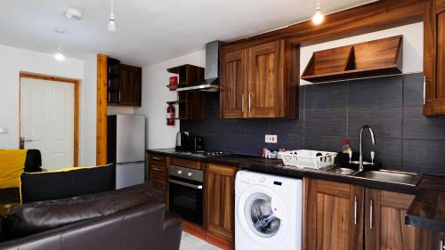 Old Trafford Apartment | The Serenity Apartment
