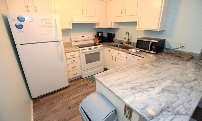 Miramar Beach House | The Seven Seas Sea Cabin Scenic 98 Florida Beach Rentals Remodeled